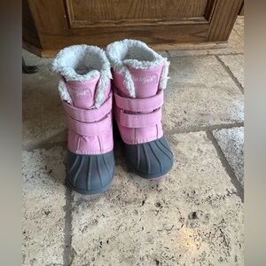 listing-status-banner